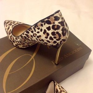 Enzo Angiolini Shoes ~ animal print with gold heel